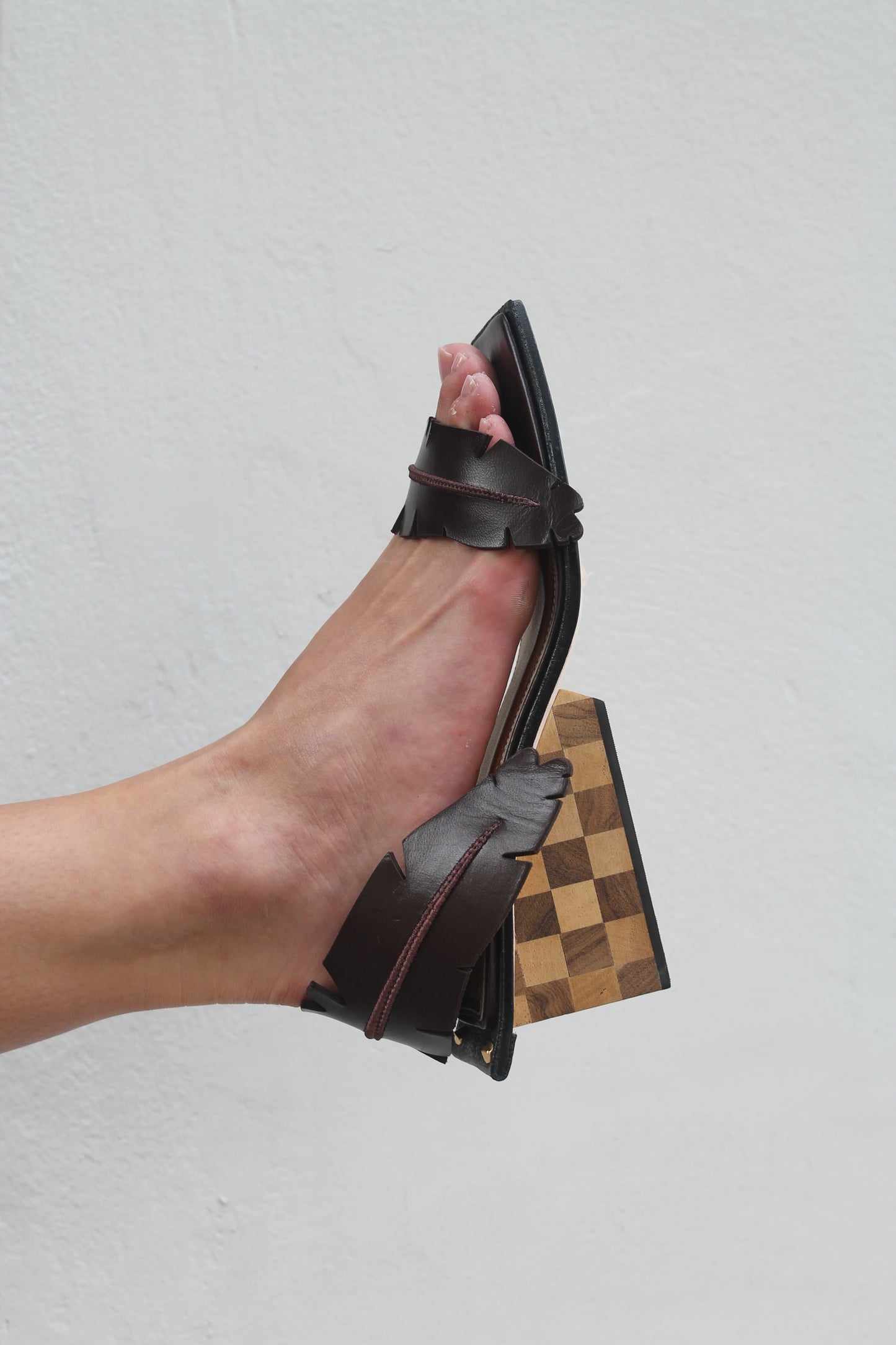 Bananeira Wedge – Dual-Strap Leather Sandal